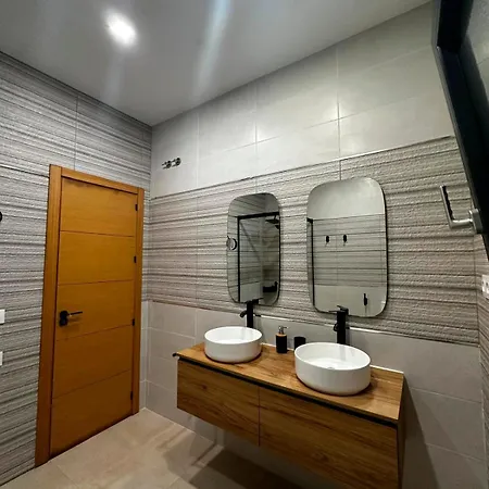 Holiday home Piscina Privada Con Cascada